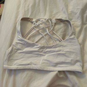 Lululemon white free to be wild size 8